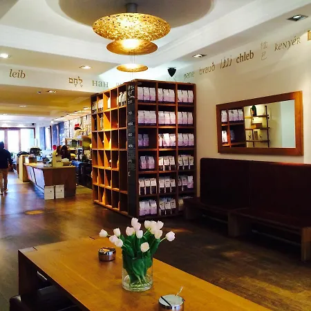 Aika Seaside Living 4* Φριντρισχάφεν